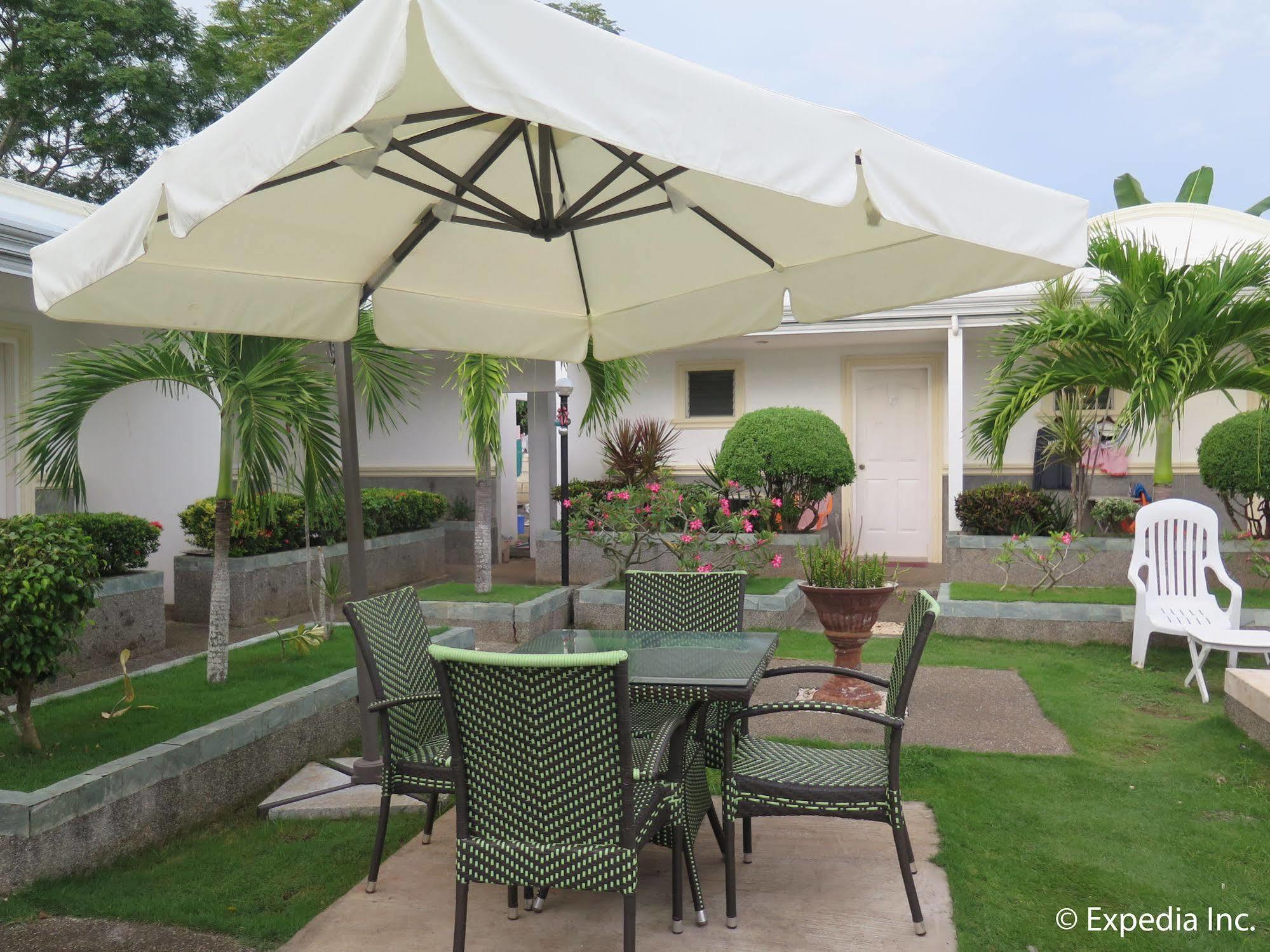 Villa Del Pueblo Inn Panglao Exteriér fotografie